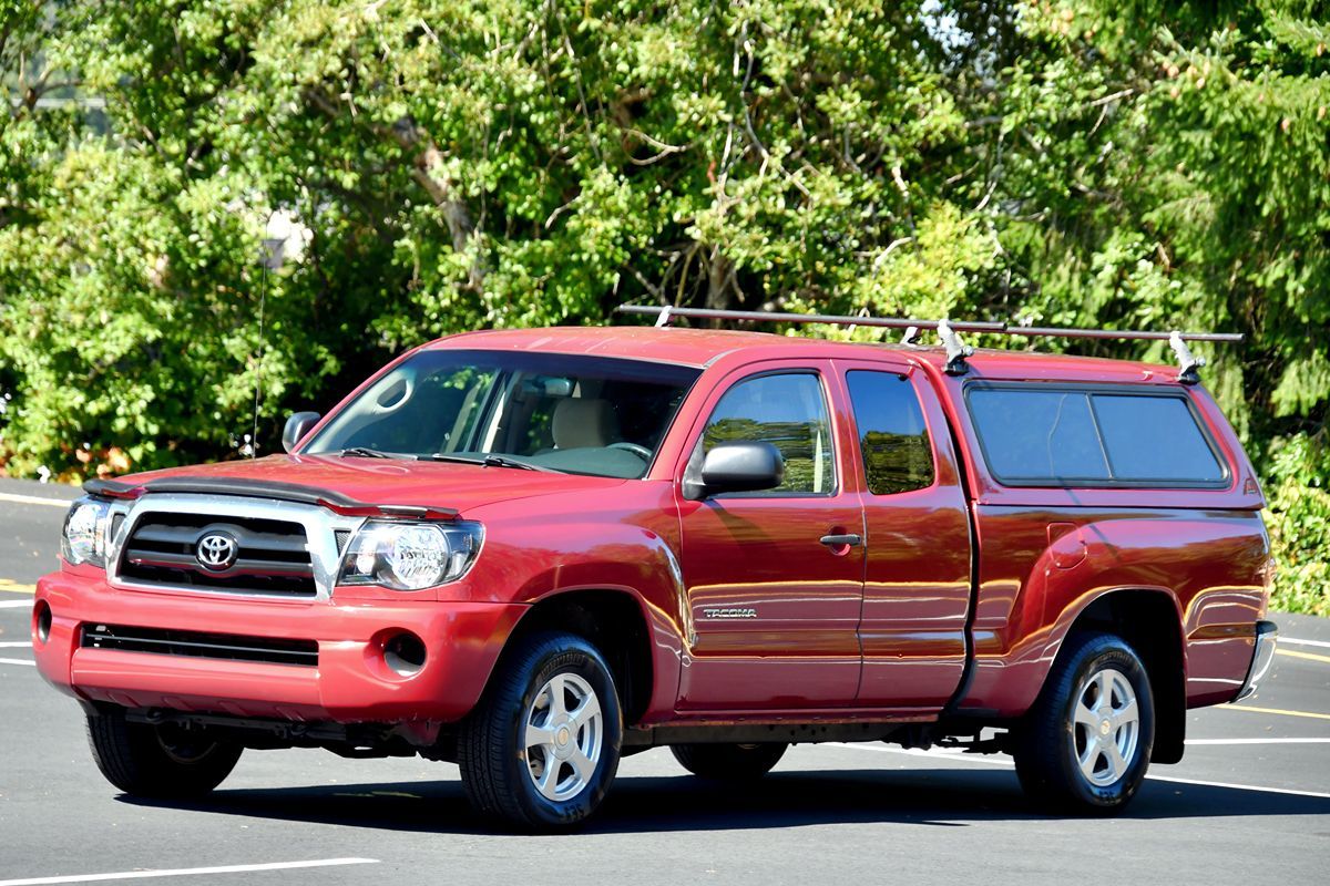 2006 Toyota Tacoma W/ Canopy