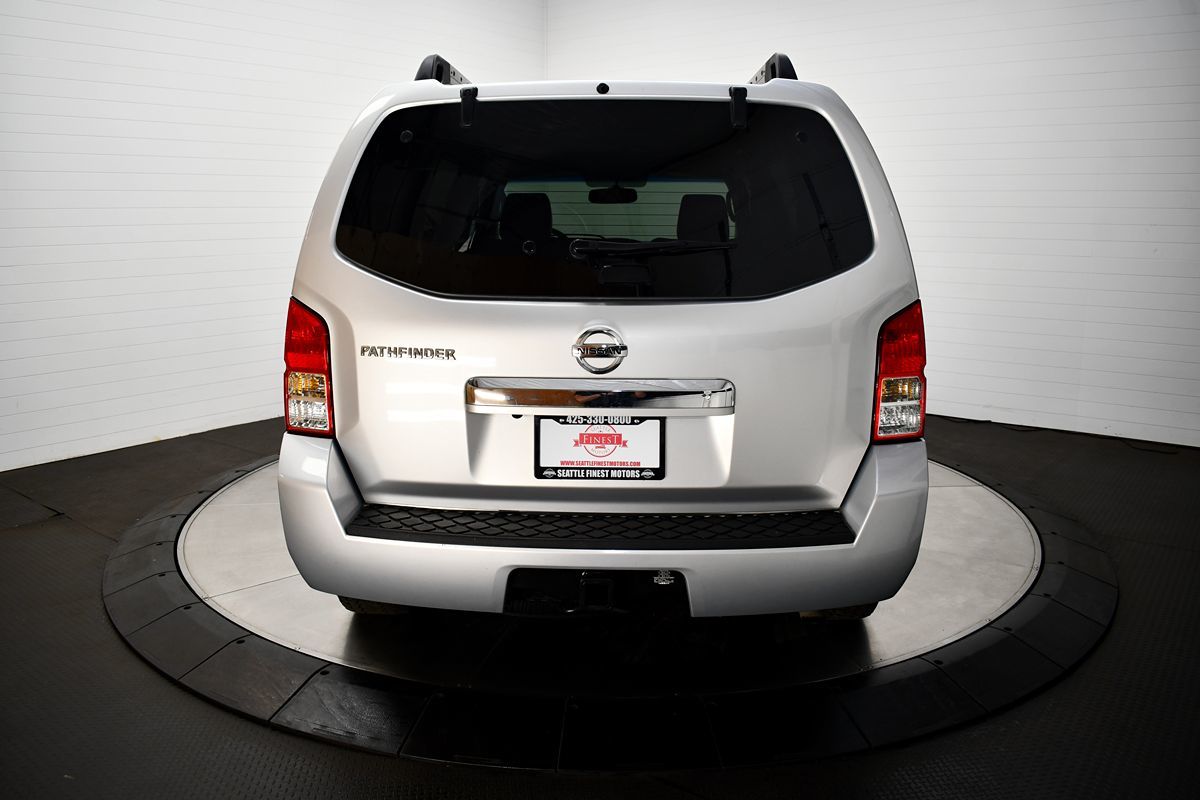 Sold 2011 Nissan Pathfinder SV in Lynnwood