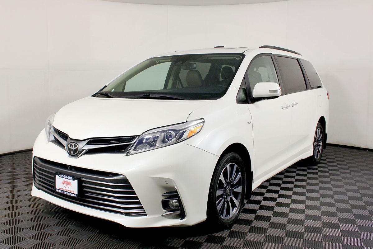 2018 Toyota Sienna Limited Premium