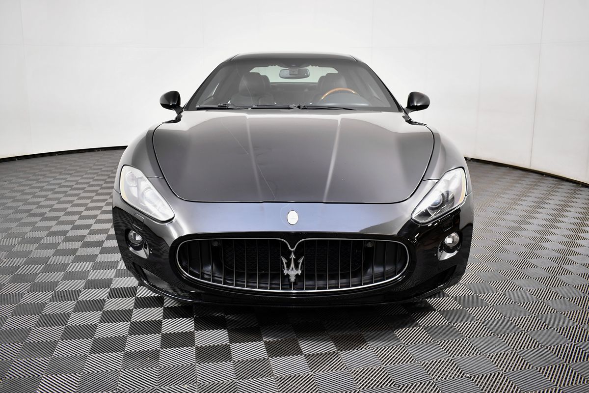 2011 Maserati Granturismo Automatic photo 4