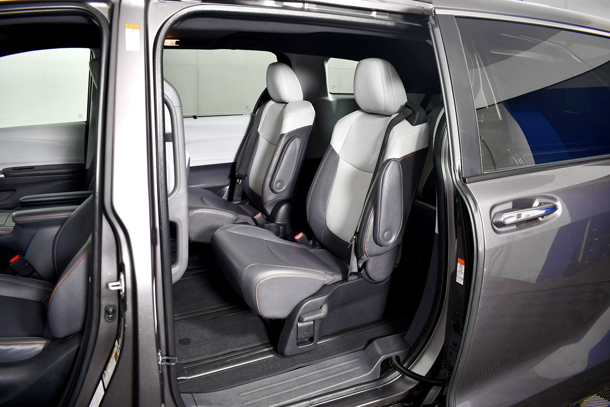 Sold 2022 Toyota Sienna XSE 7-Passenger AWD in Lynnwood