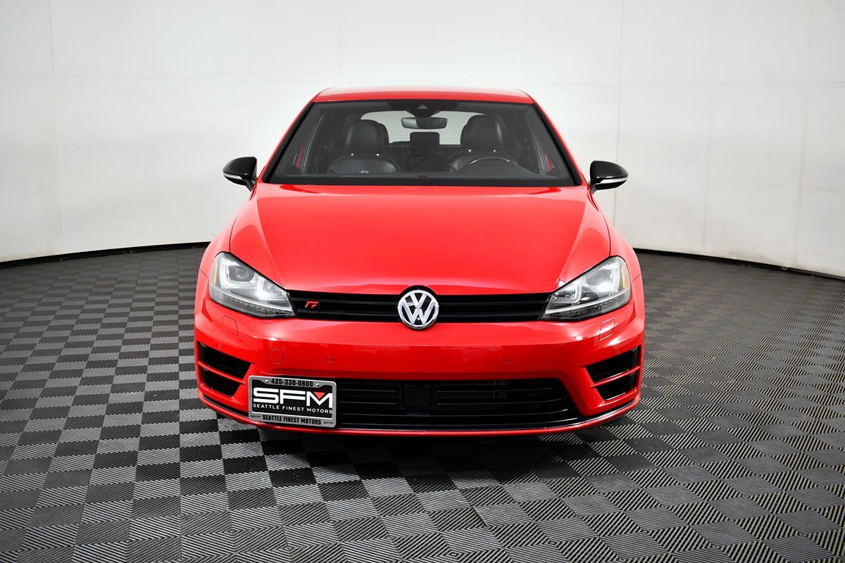 2017 Volkswagen Golf R Base photo 4