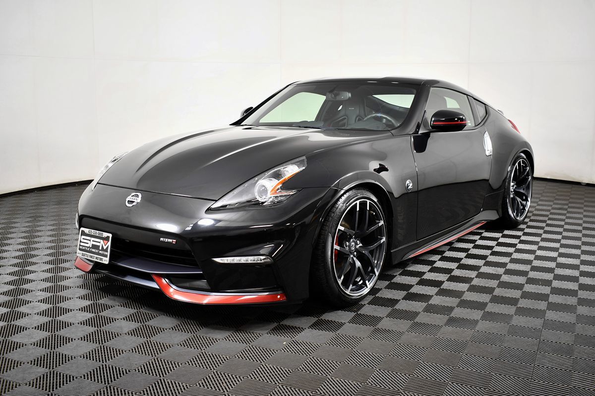 Sold 2017 Nissan 370Z 370Z NISMO in Lynnwood