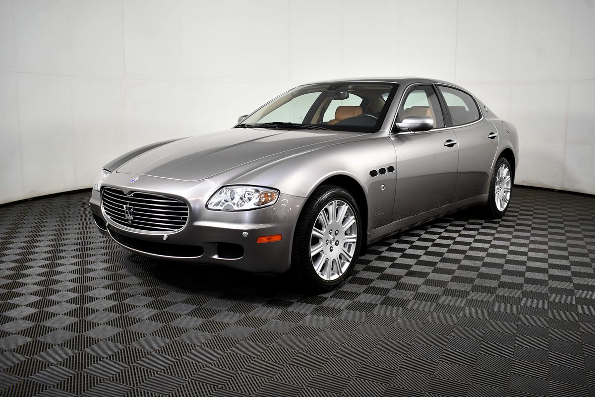 2006 Maserati Quattroporte photo 3
