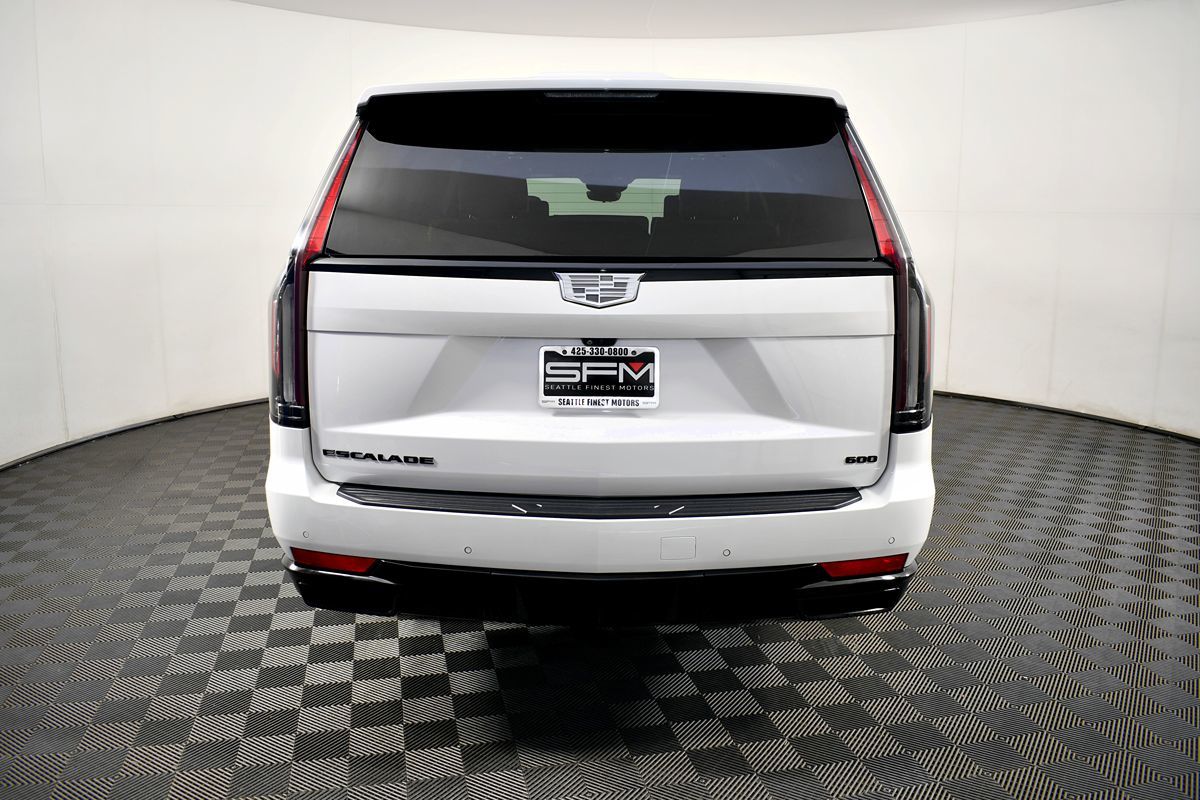 Sold 2021 Cadillac Escalade ESV Sport in Lynnwood