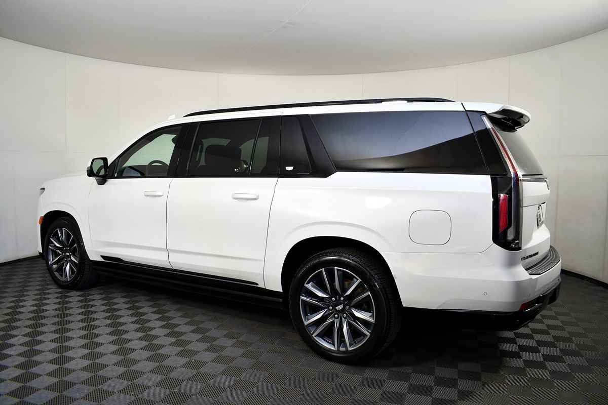 Sold 2021 Cadillac Escalade ESV Sport in Lynnwood