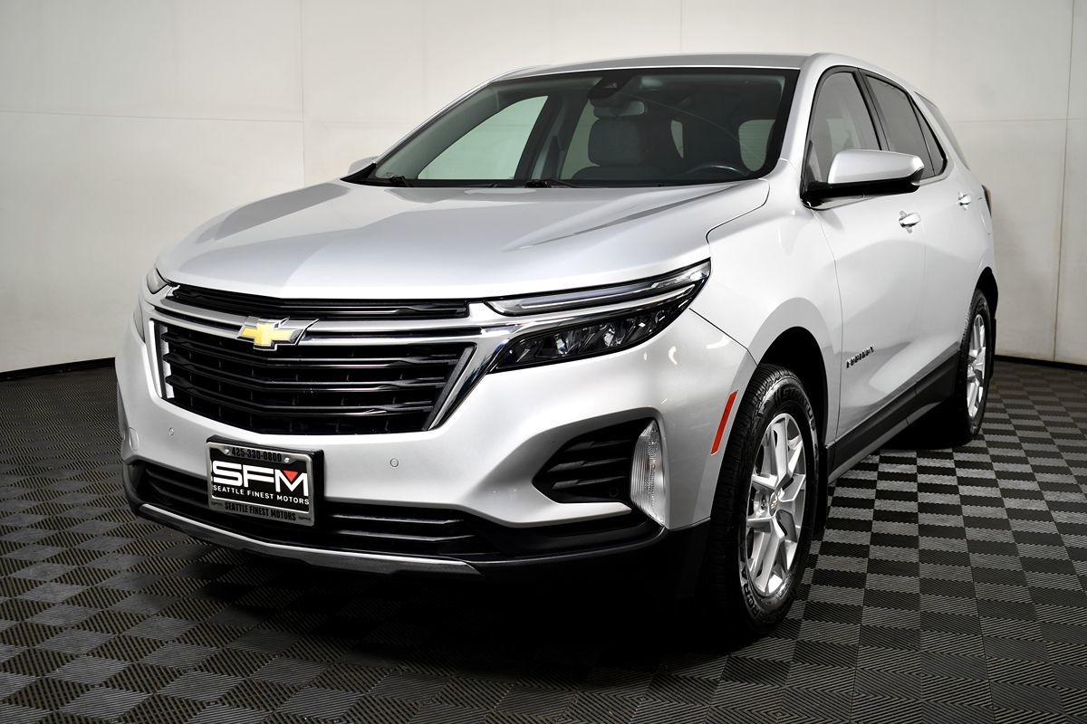 2022 Chevrolet Equinox LT photo 3