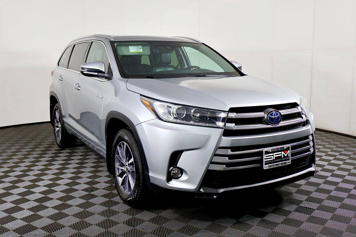 2017 Toyota Highlander Hybrid XLE photo 4