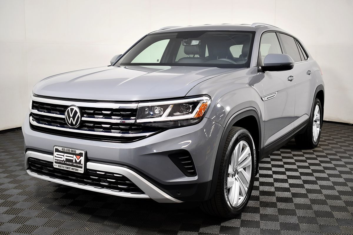 2021 Volkswagen Atlas Cross Sport V6 SE Technology photo 3
