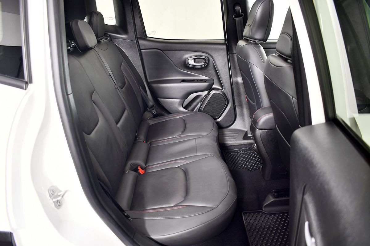 2020 Jeep Renegade Trailhawk photo 41