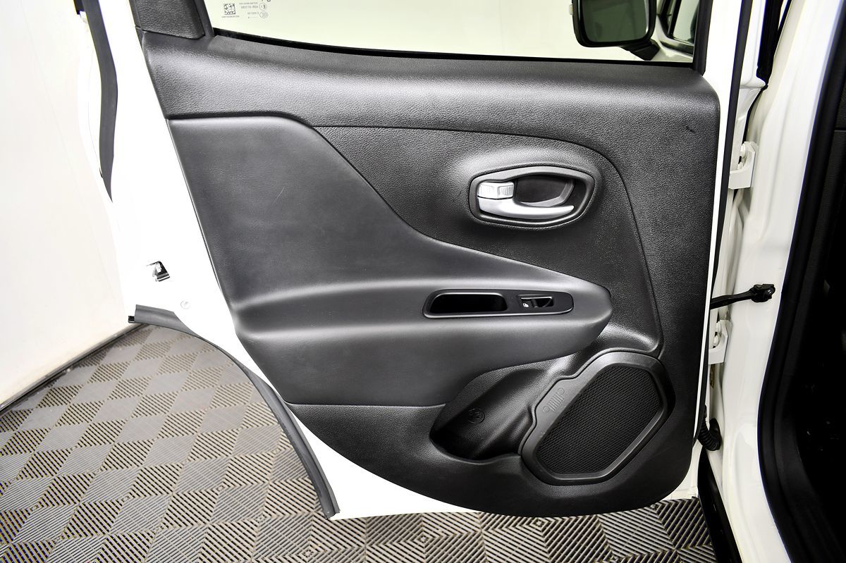2020 Jeep Renegade Trailhawk photo 43