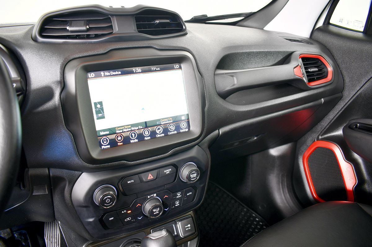 2020 Jeep Renegade Trailhawk photo 26