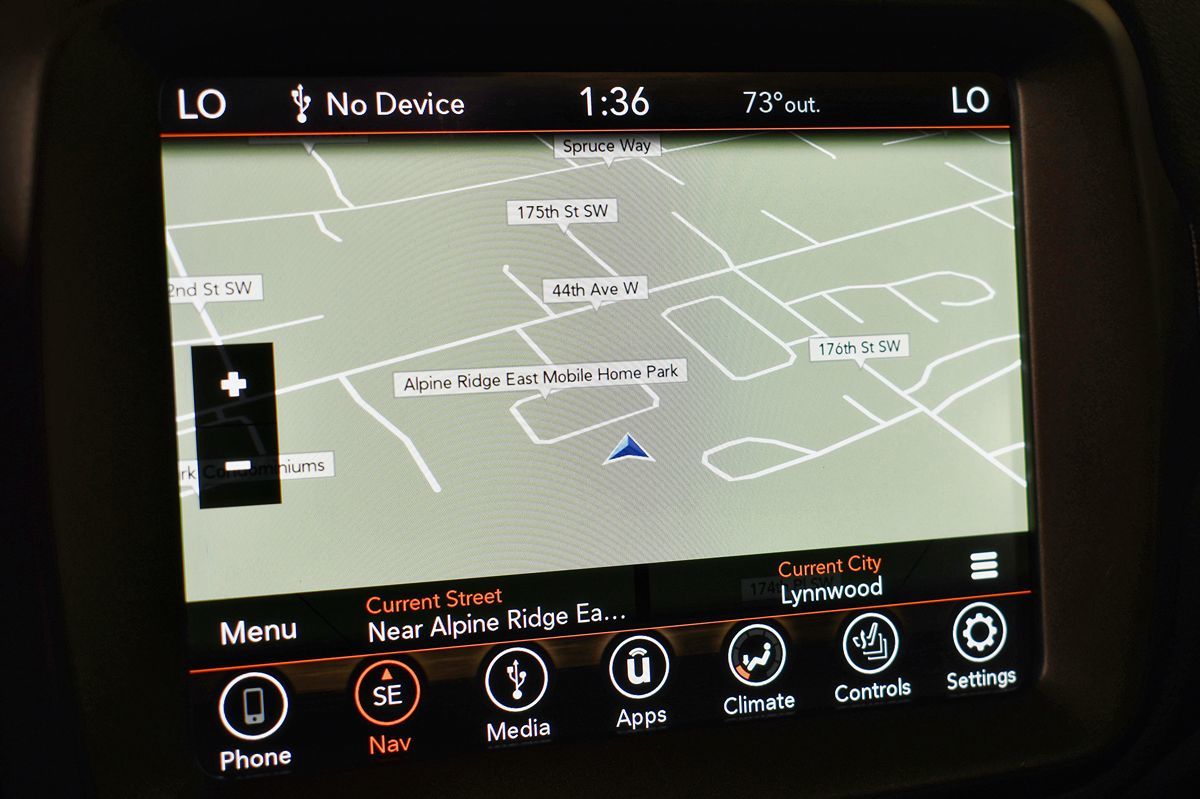 2020 Jeep Renegade Trailhawk photo 27