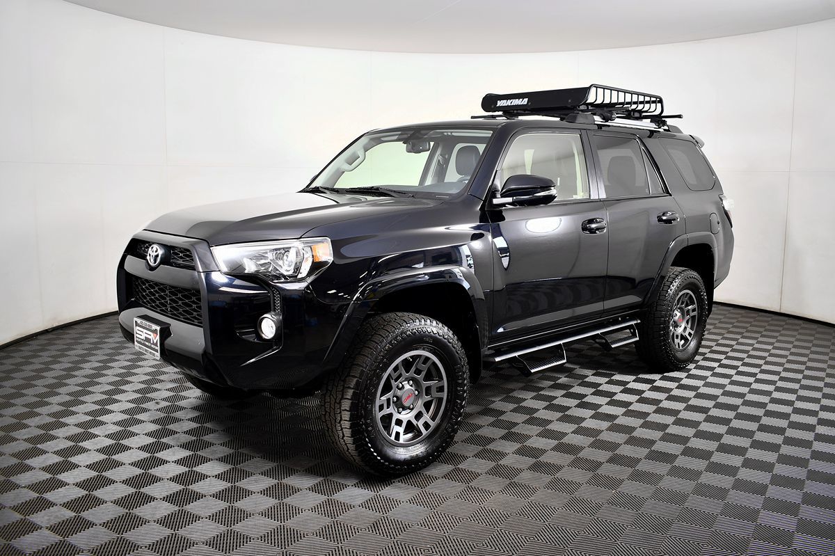 2019 Toyota 4Runner SR5 Premium photo 2