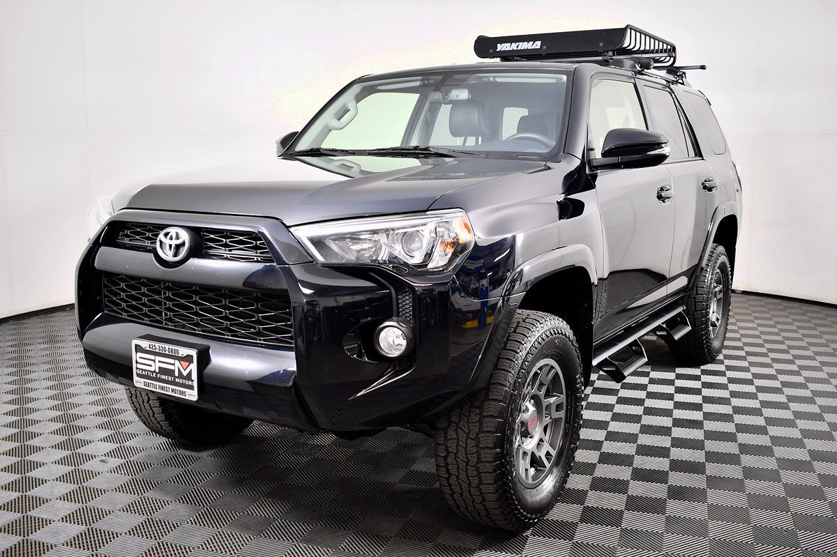 2019 Toyota 4Runner SR5 Premium photo 3