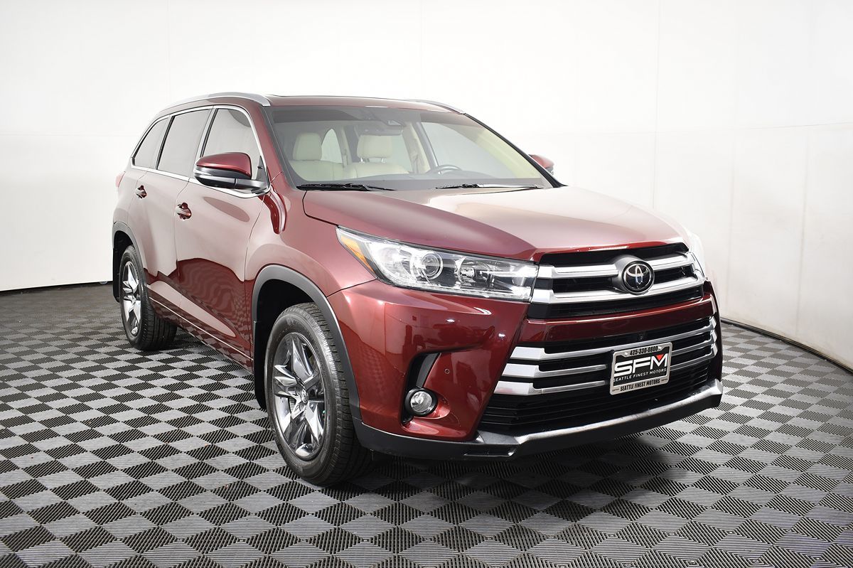 2017 Toyota Highlander Limited photo 4