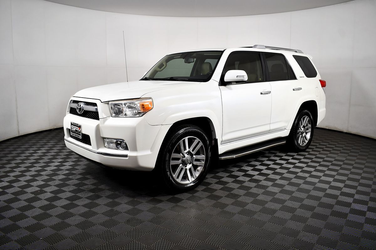 2013 Toyota 4Runner Limited photo 2