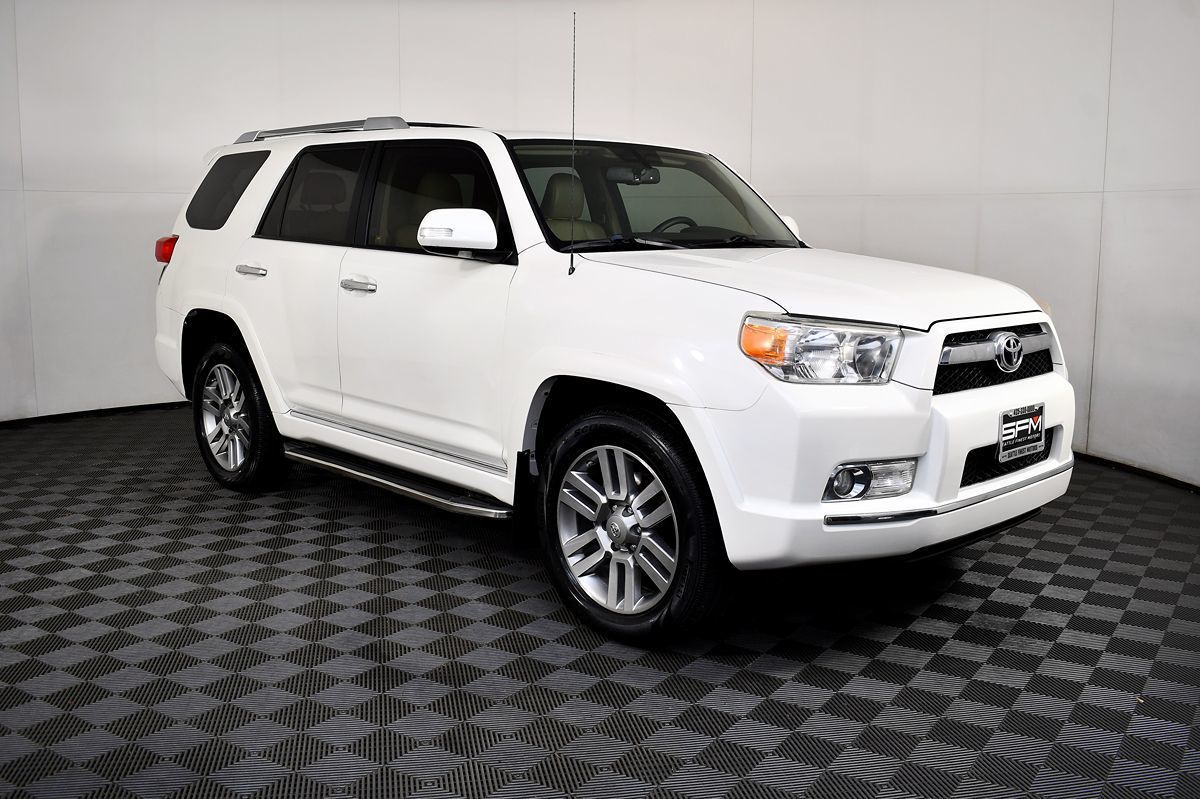 2013 Toyota 4Runner Limited photo 5