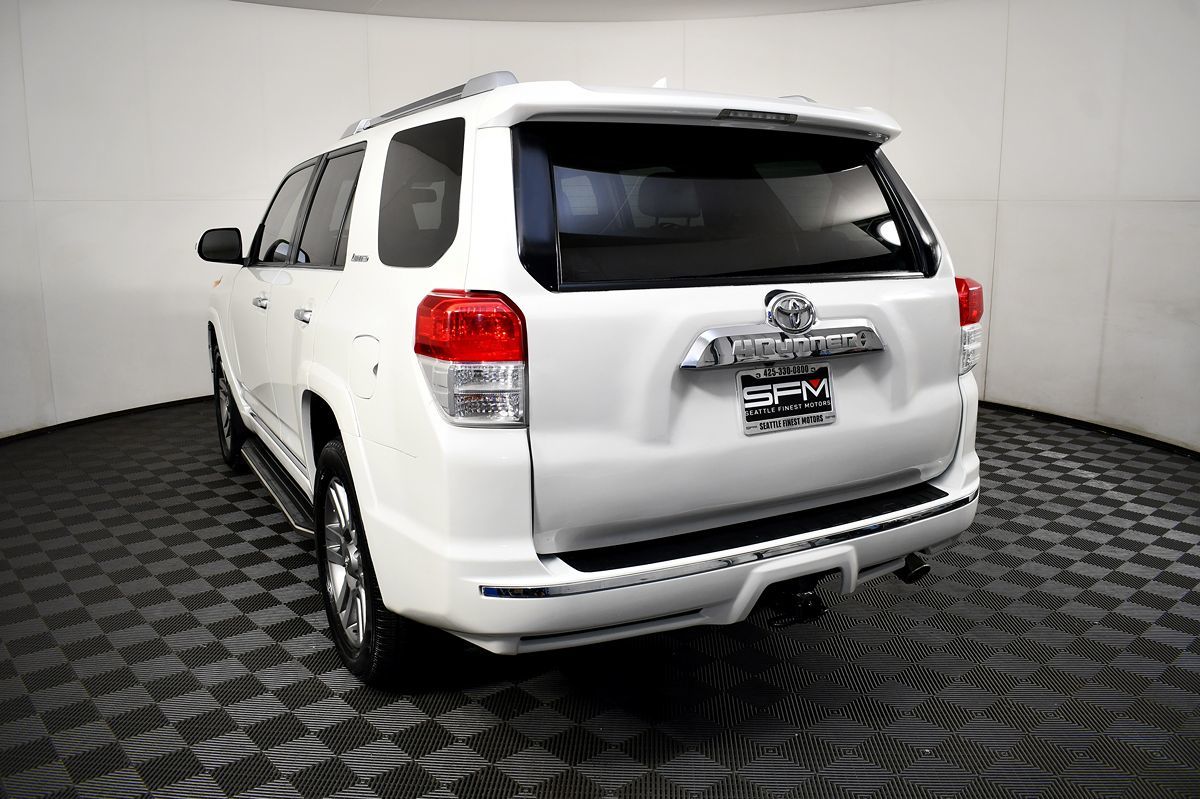 2013 Toyota 4Runner Limited photo 10
