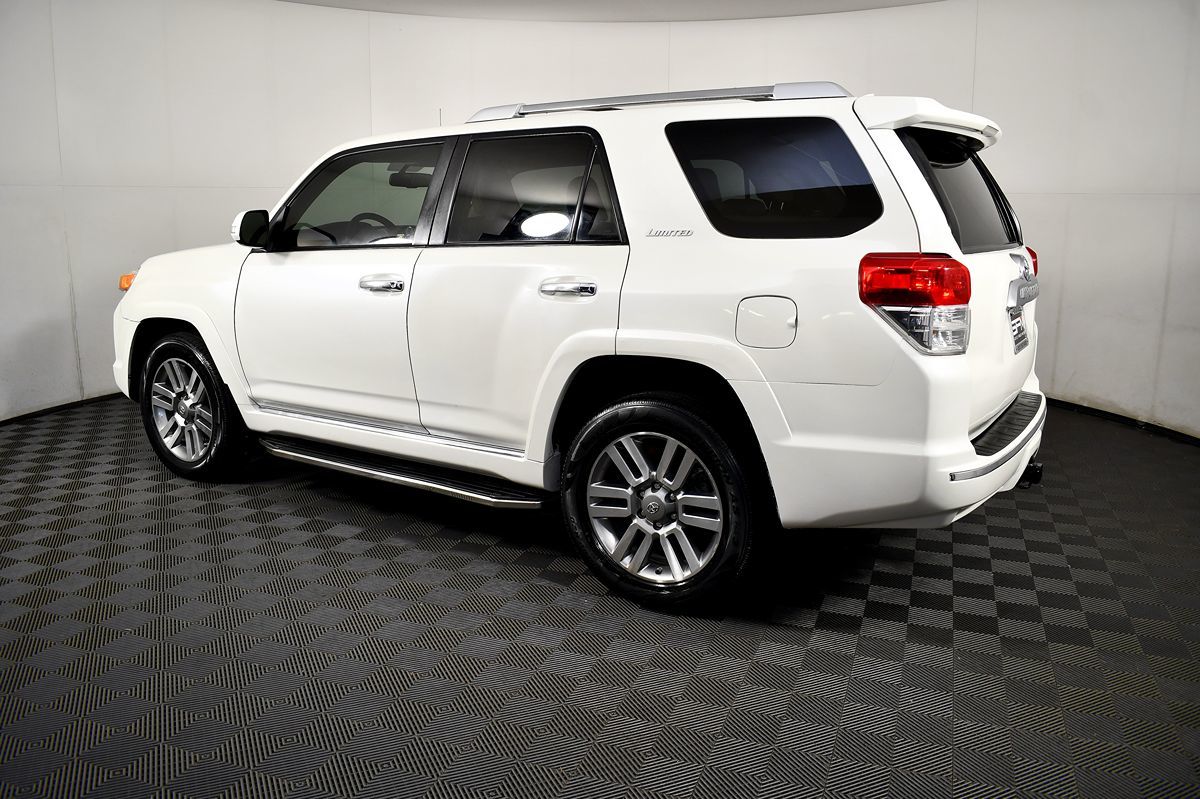 2013 Toyota 4Runner Limited photo 11