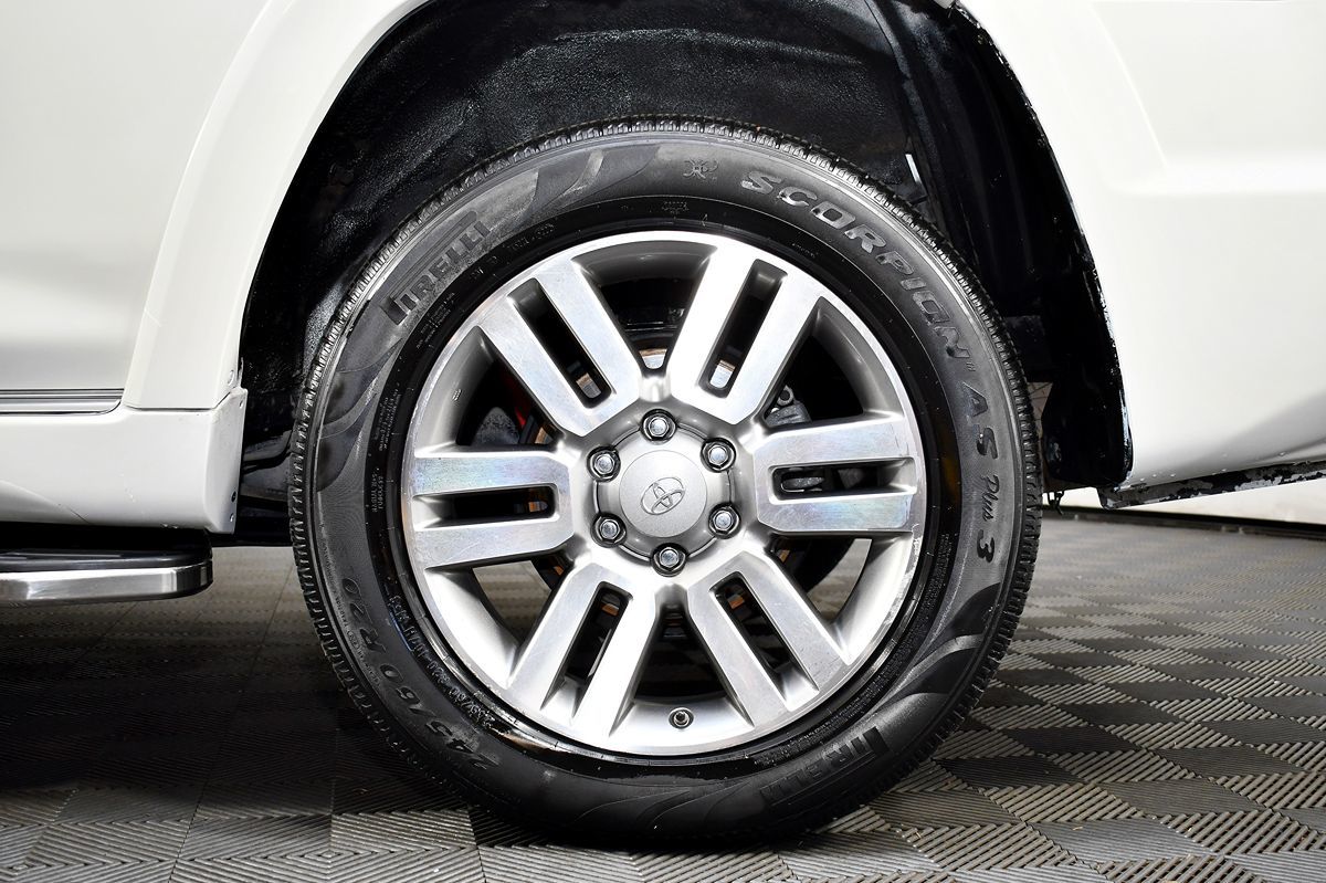 2013 Toyota 4Runner Limited photo 49