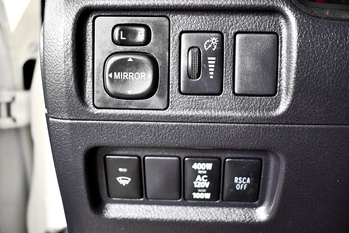 2013 Toyota 4Runner Limited photo 31