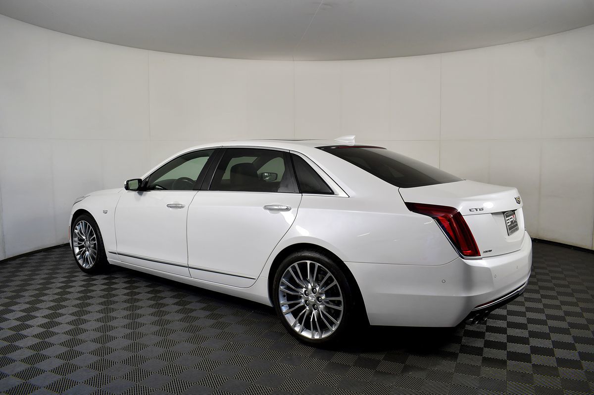 2018 Cadillac CT6 Luxury photo 8