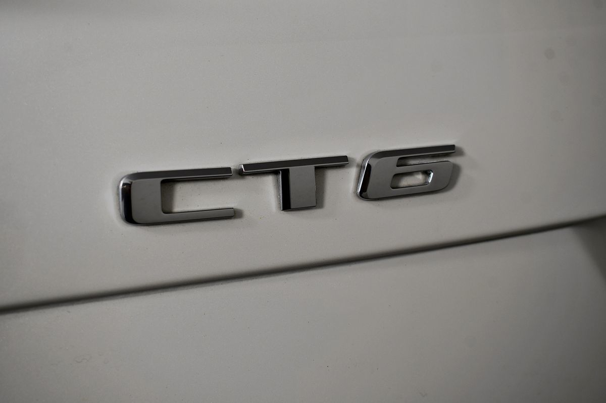 2018 Cadillac CT6 Luxury photo 10