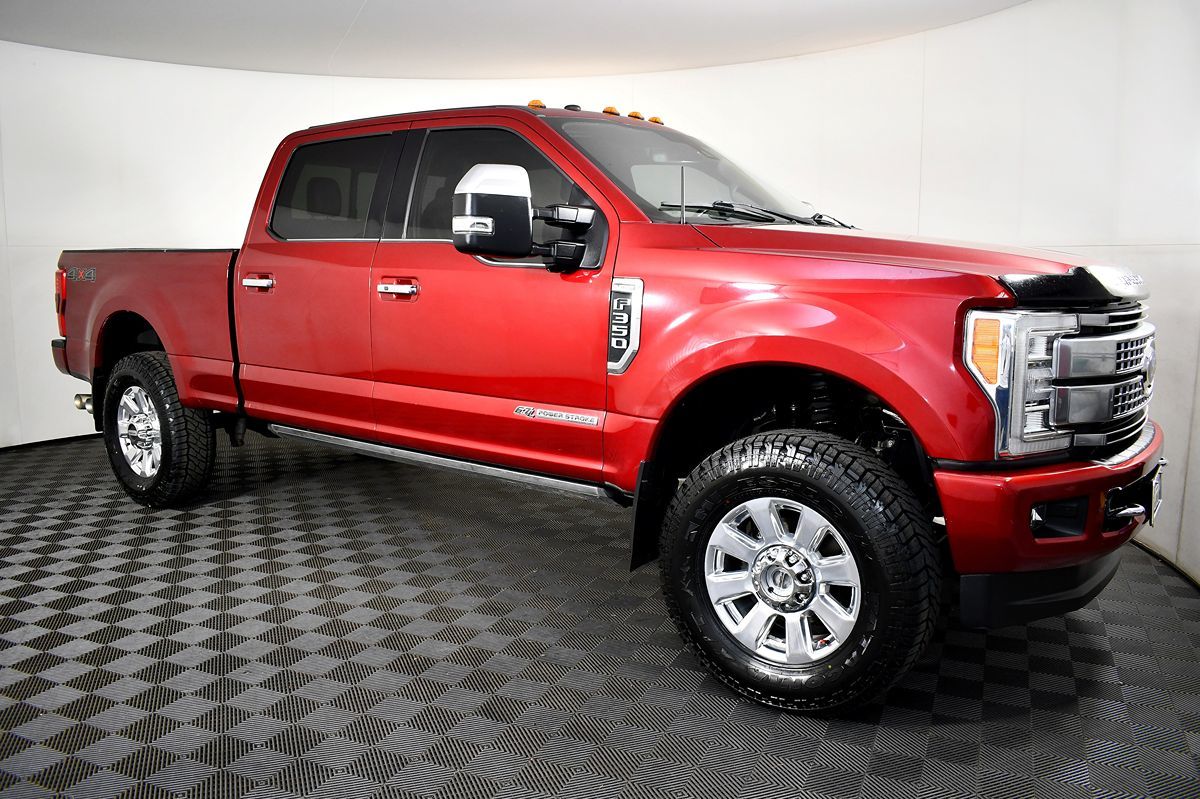 2018 Ford F-350 Platinum photo 4