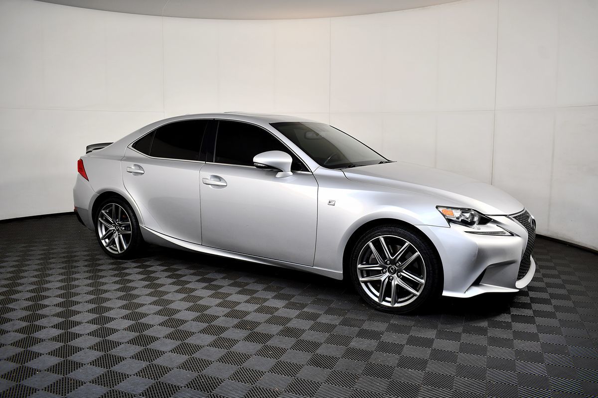 2015 Lexus IS 350 photo 6