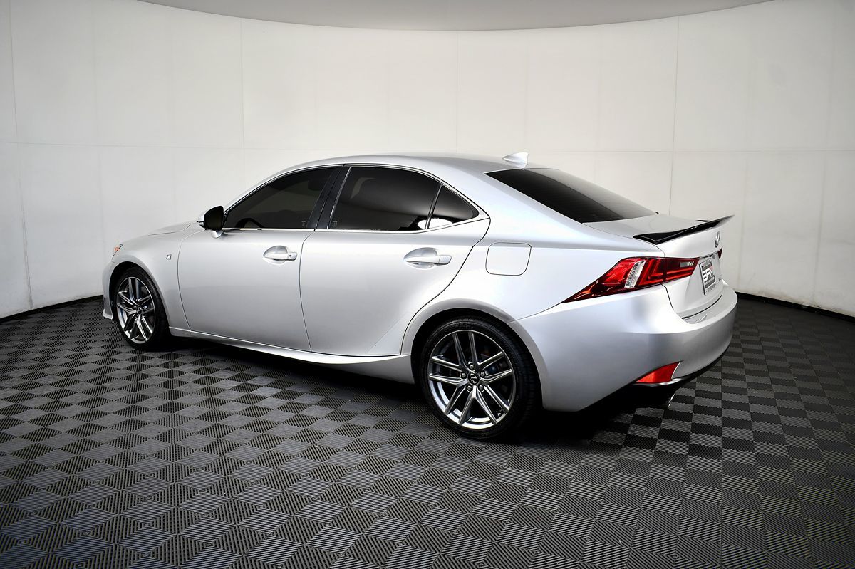 2015 Lexus IS 350 photo 12