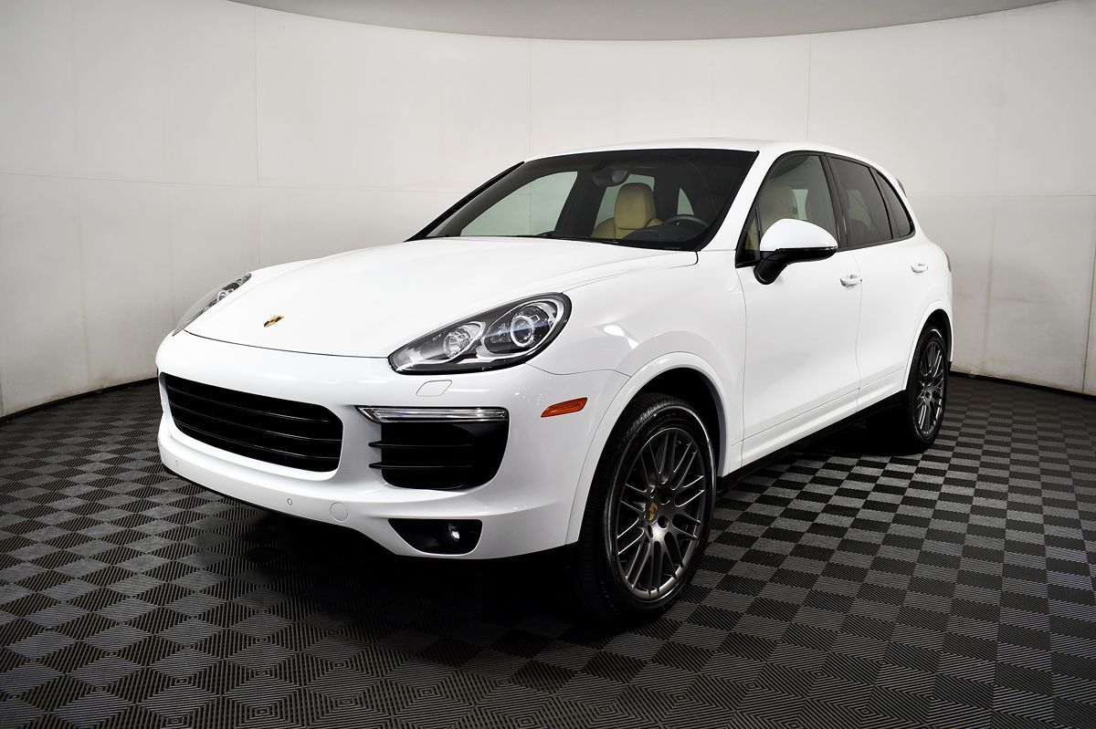 2017 Porsche Cayenne Platinum Edition photo 54