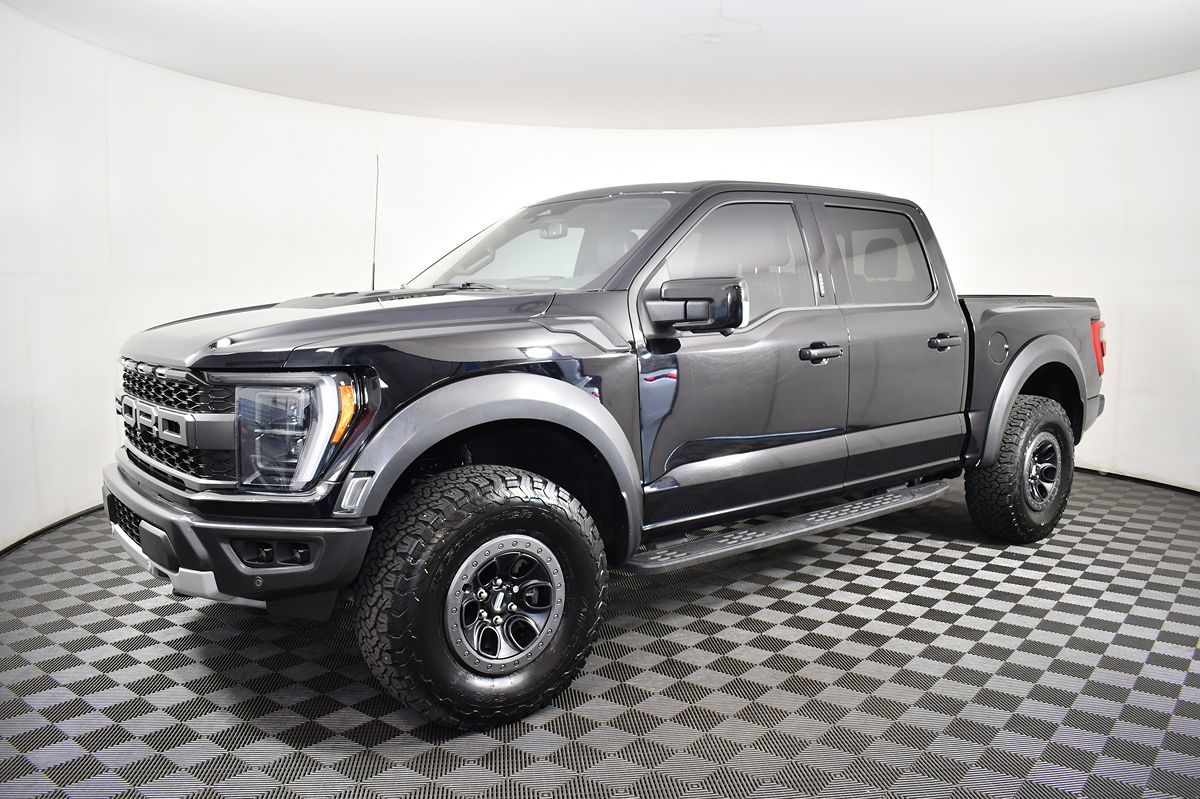 2023 Ford F-150 Raptor photo 2