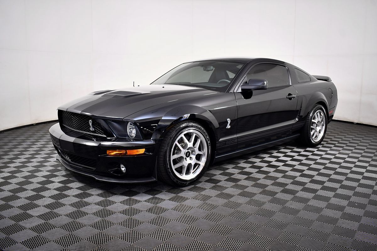 2008 Ford Mustang Shelby GT500 photo 2