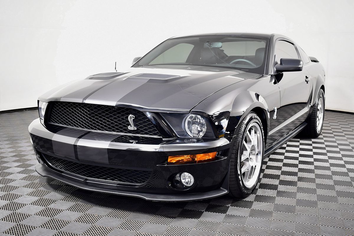 2008 Ford Mustang Shelby GT500 photo 3