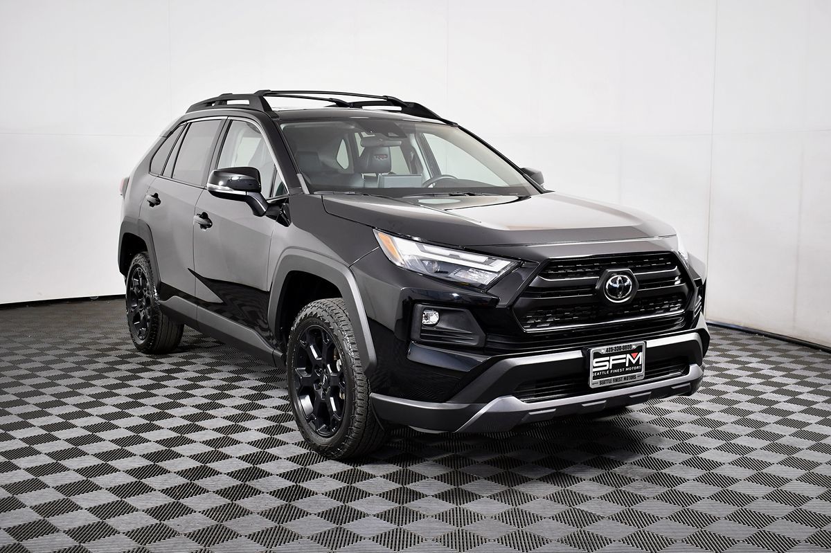 2022 Toyota RAV4 TRD photo 2