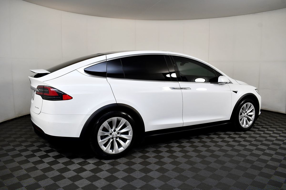 2021 Tesla Model X Long Range photo 6