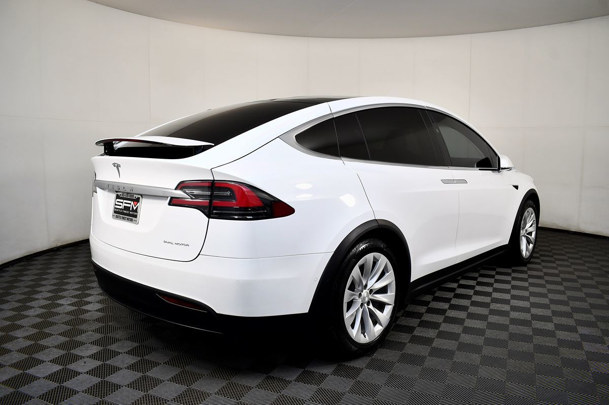 2021 Tesla Model X Long Range photo 7