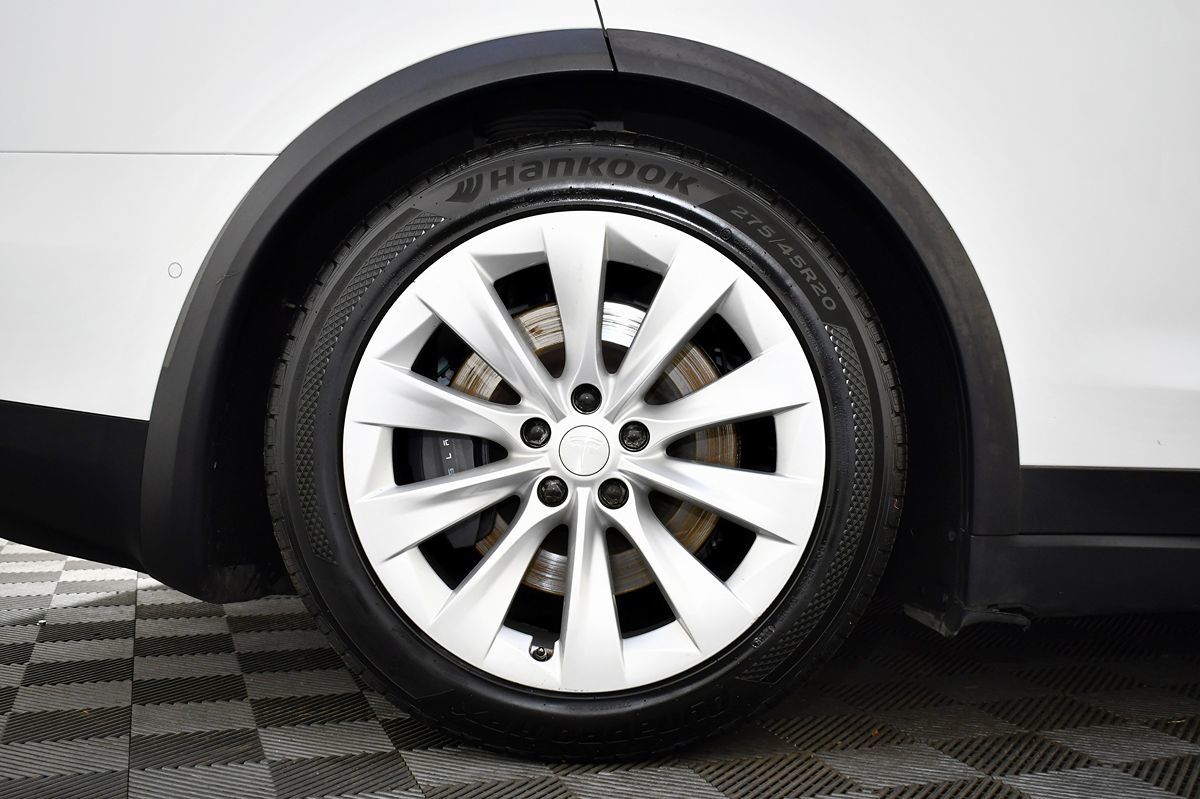 2021 Tesla Model X Long Range photo 46