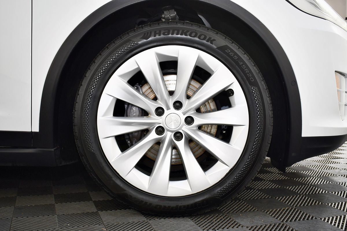 2021 Tesla Model X Long Range photo 47