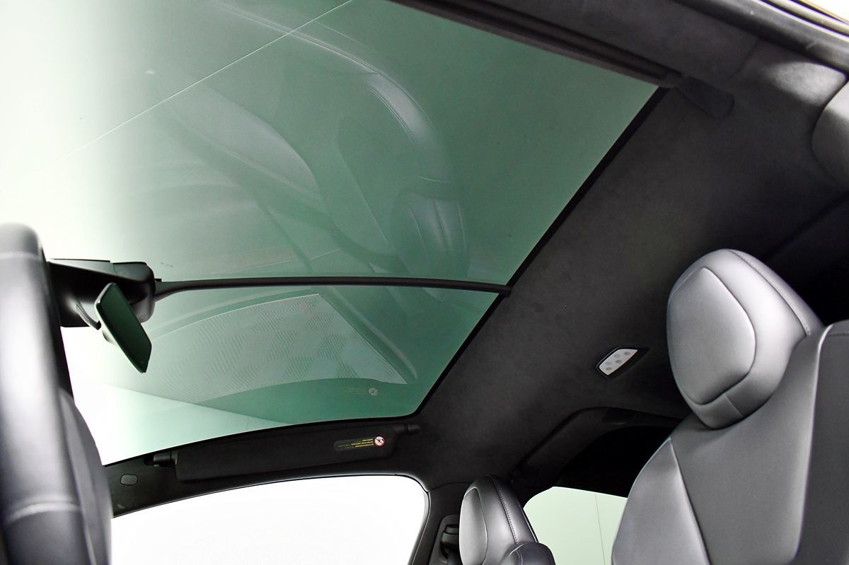 2021 Tesla Model X Long Range photo 32