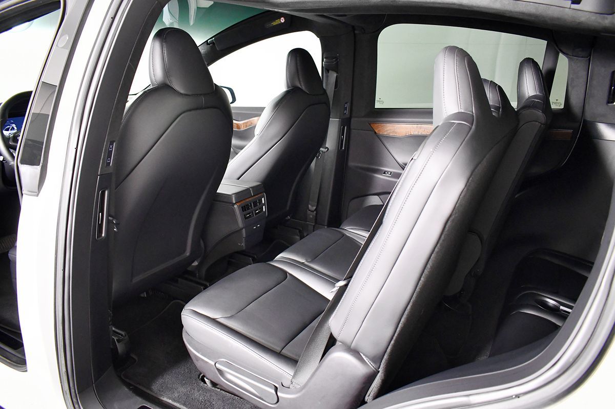 2021 Tesla Model X Long Range photo 36