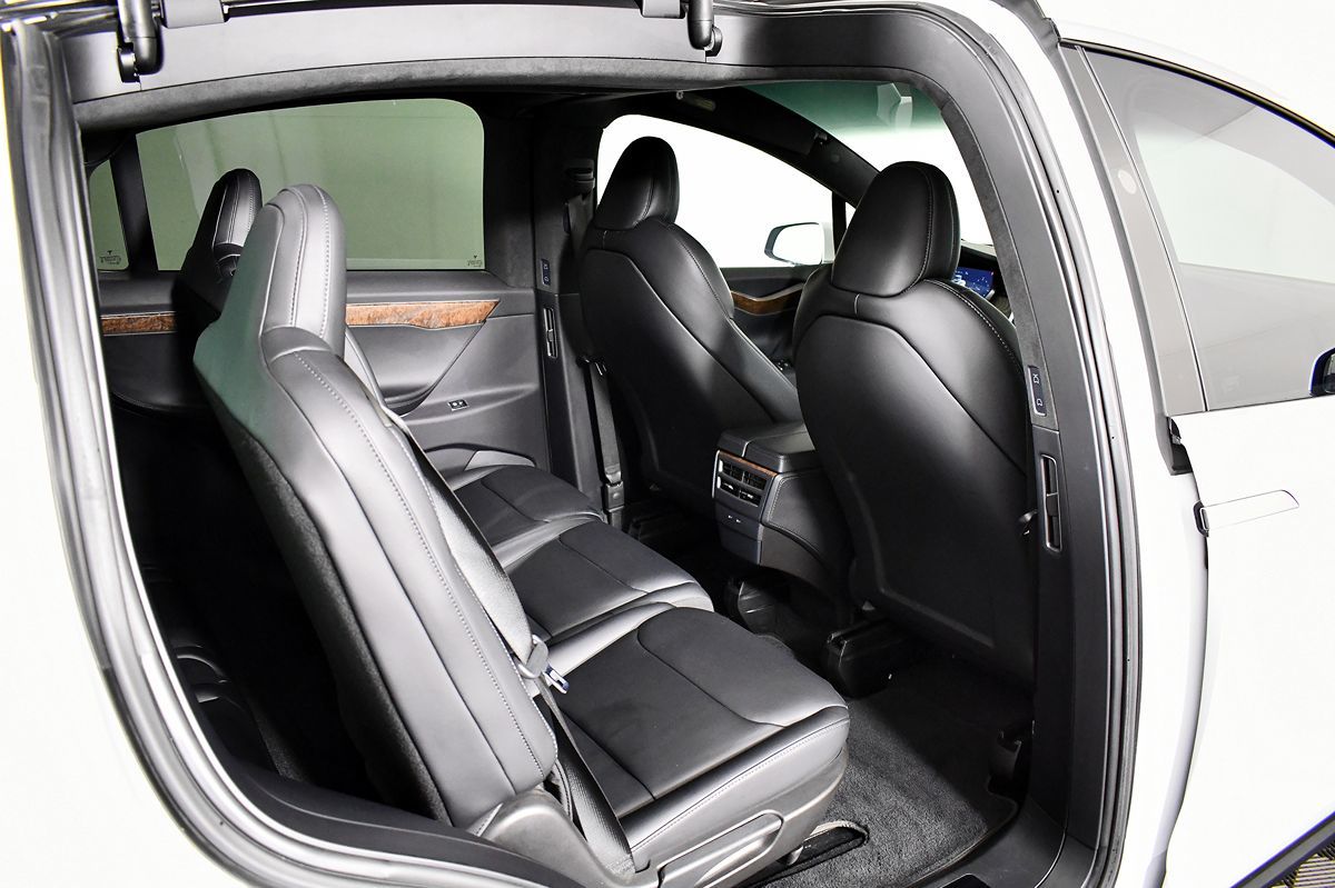 2021 Tesla Model X Long Range photo 42