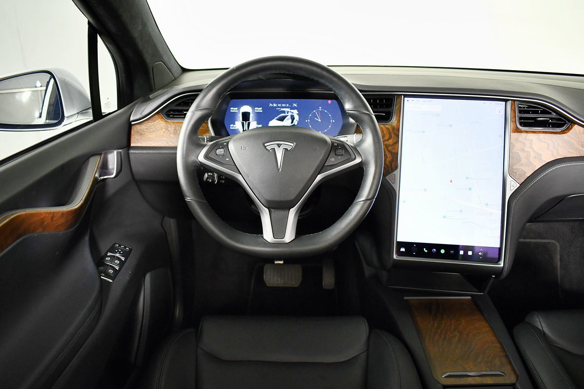 2021 Tesla Model X Long Range photo 21