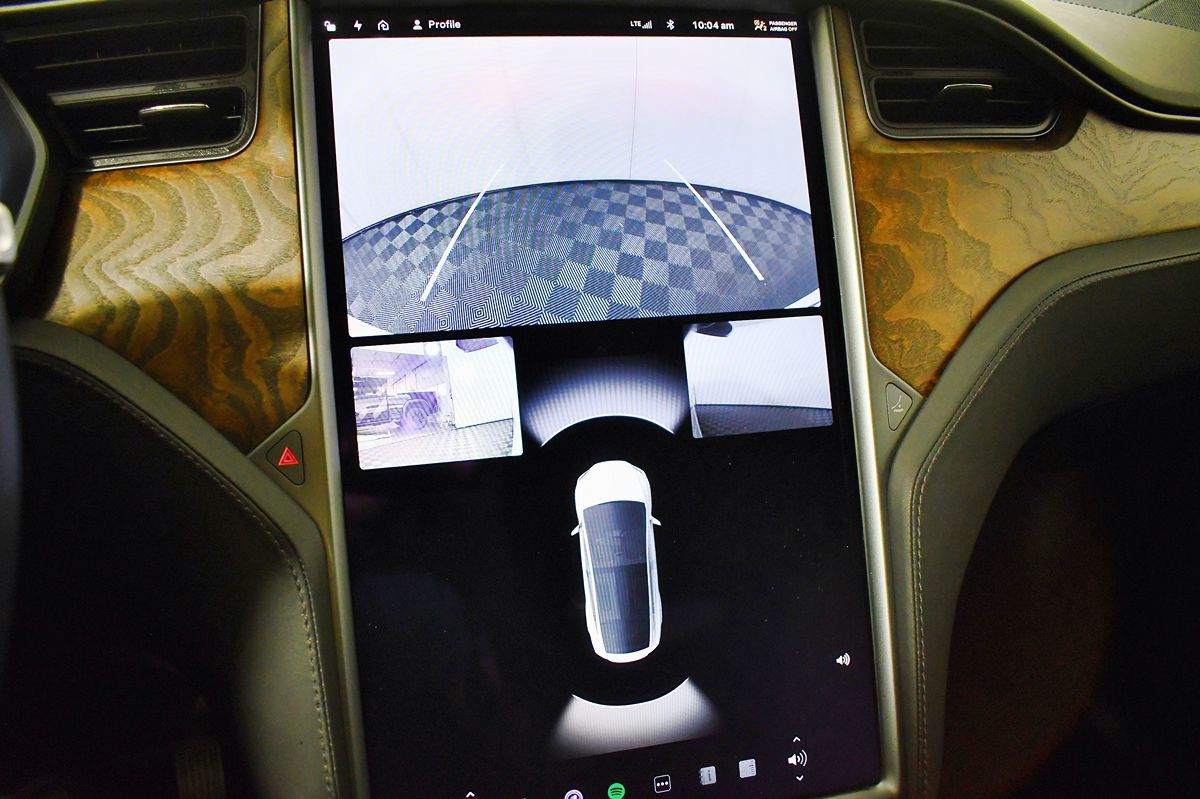 2021 Tesla Model X Long Range photo 28