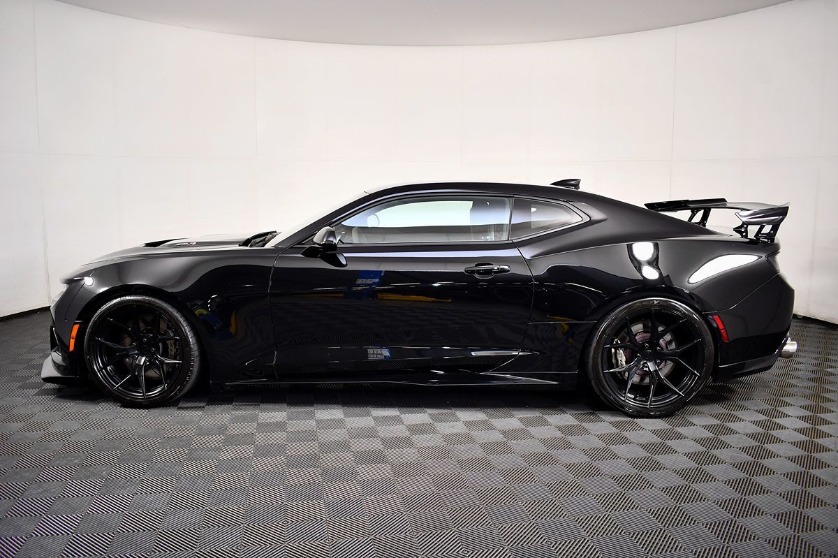 2018 Chevrolet Camaro ZL1 photo 13