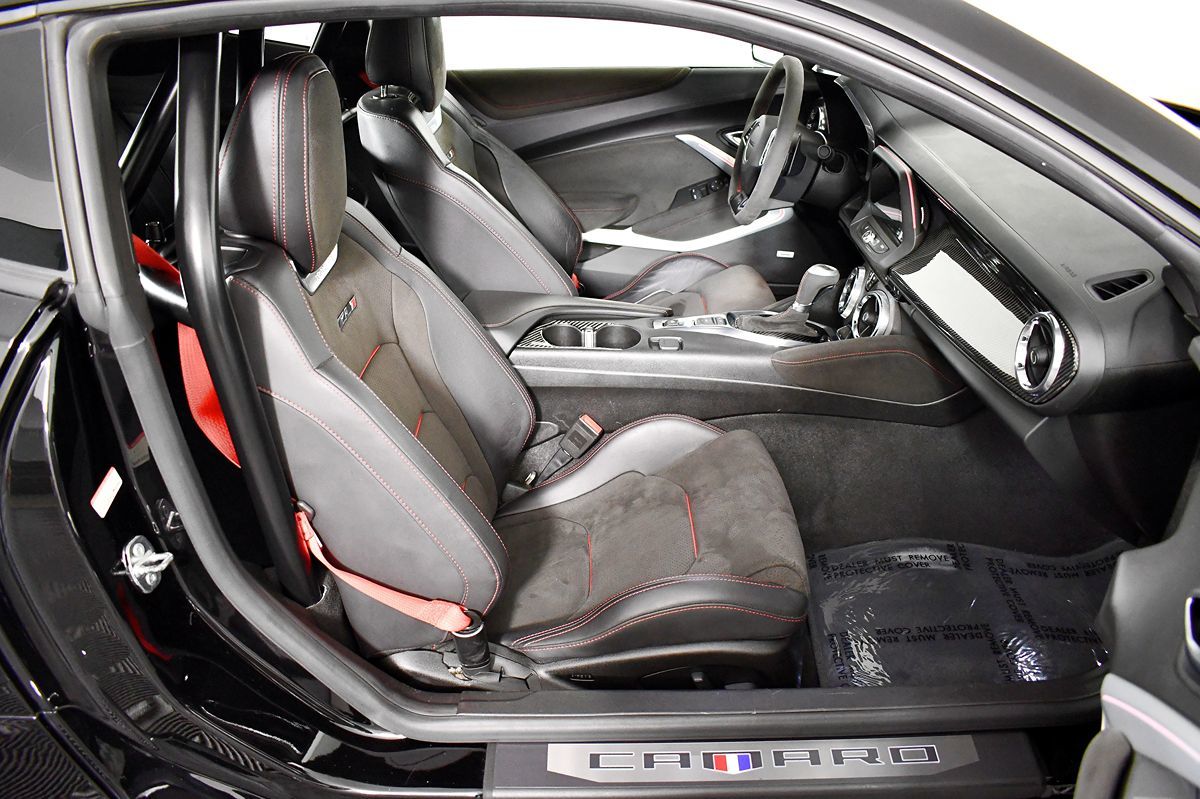 2018 Chevrolet Camaro ZL1 photo 39