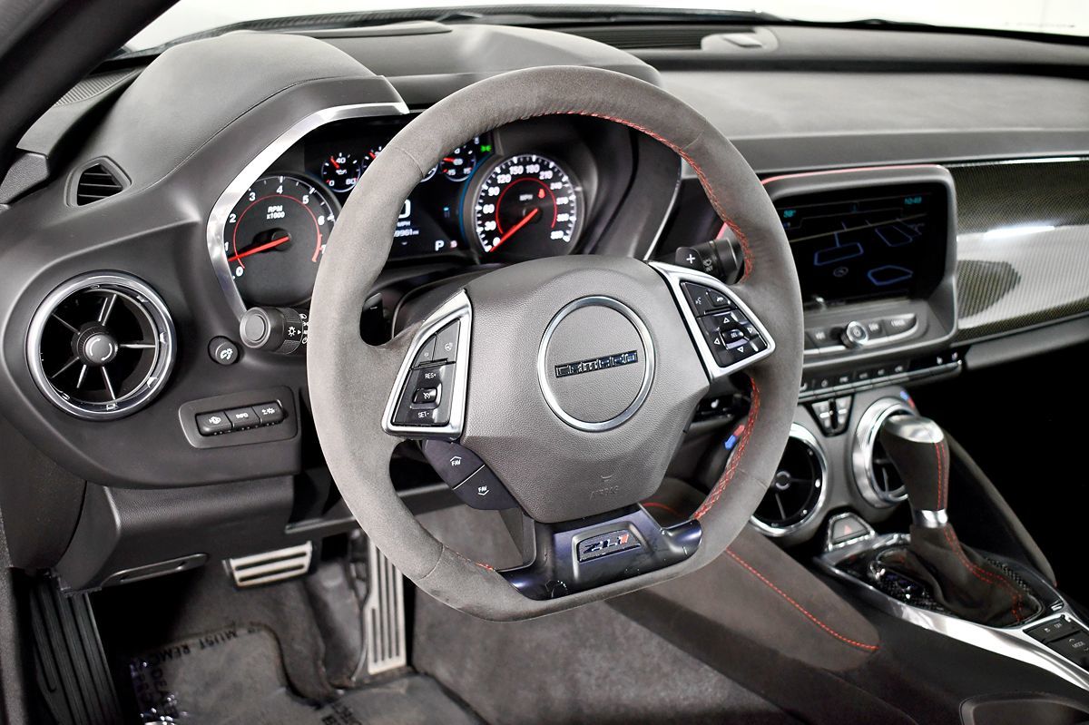 2018 Chevrolet Camaro ZL1 photo 25