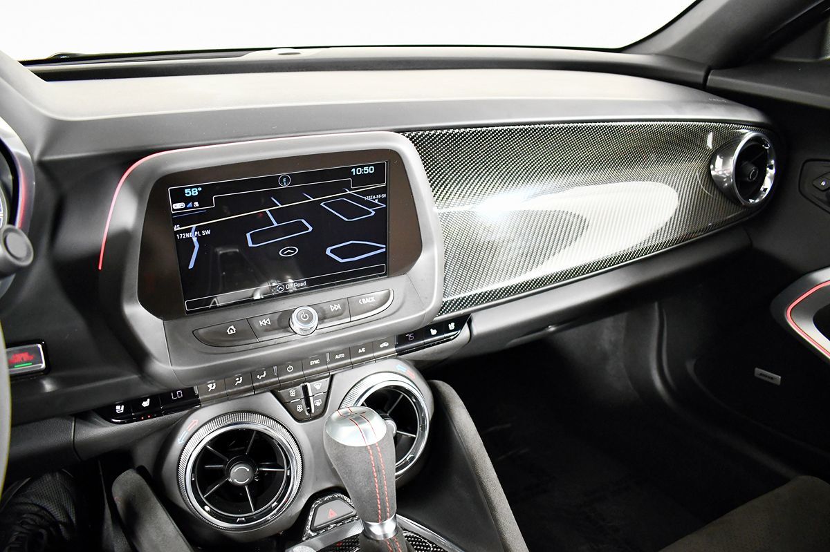 2018 Chevrolet Camaro ZL1 photo 30