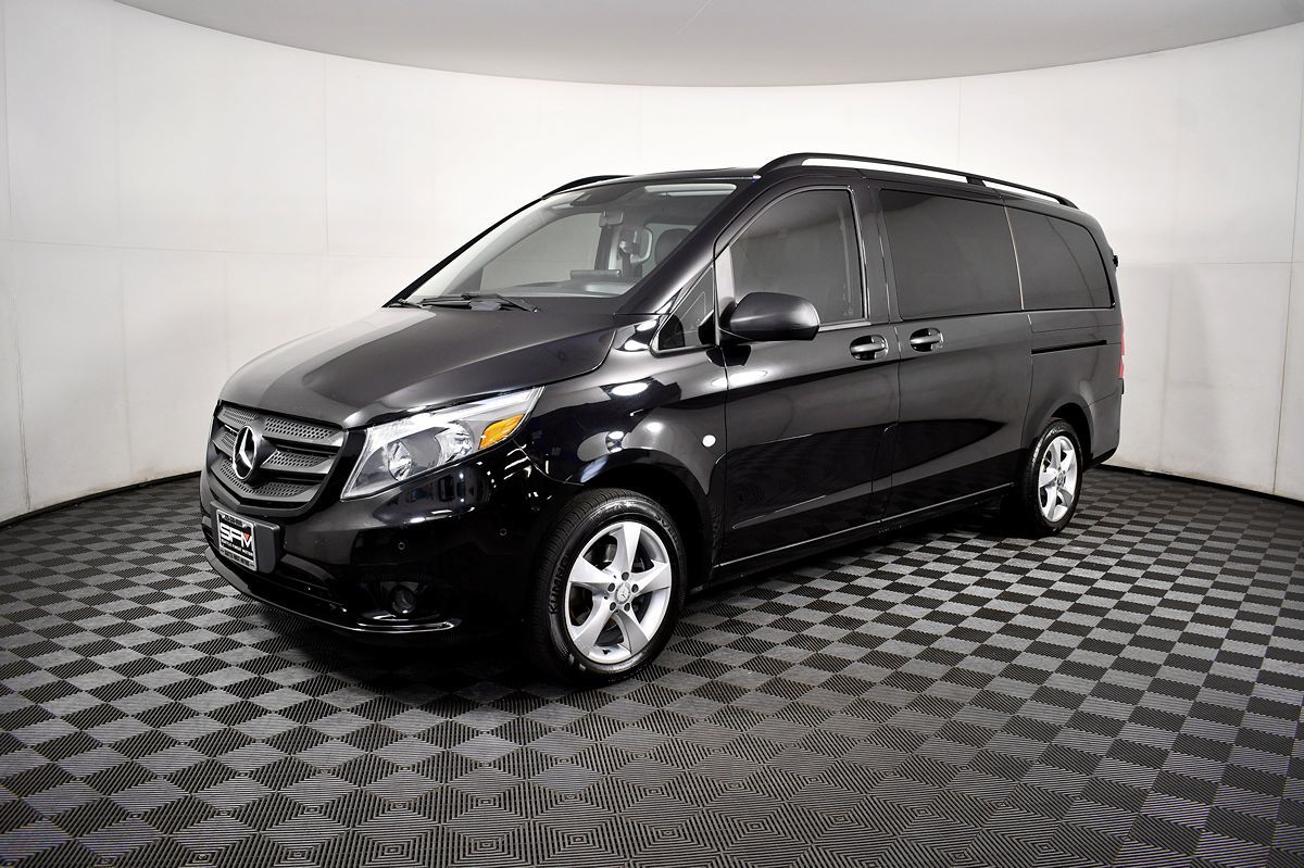 2016 Mercedes Benz Metris Passenger Van photo 2